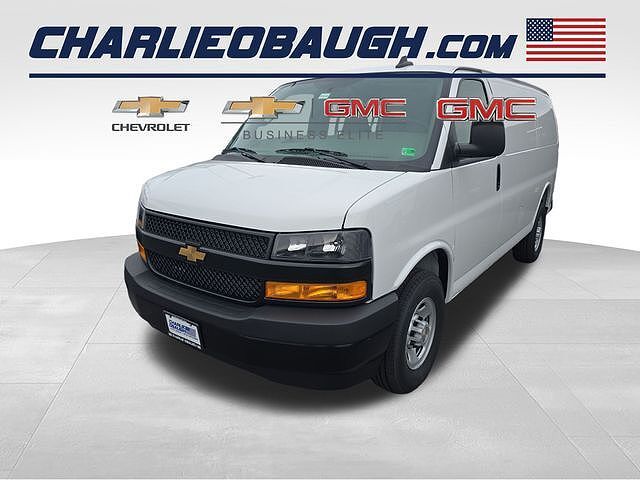 2025 CHEVROLET Express