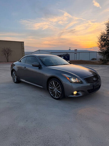 Infiniti G37