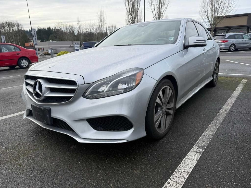 2016 MERCEDES-BENZ E-Class