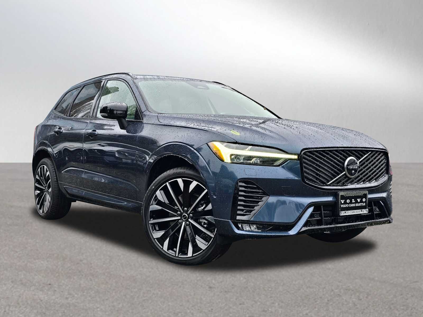 2026 VOLVO XC60