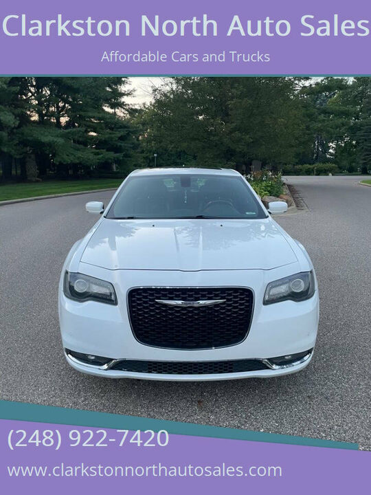 2016 CHRYSLER 300