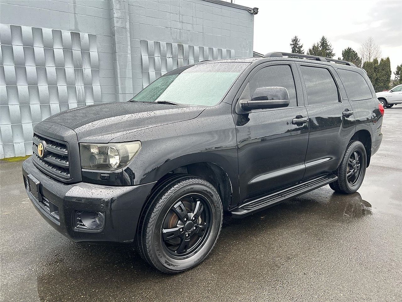 2011 TOYOTA Sequoia