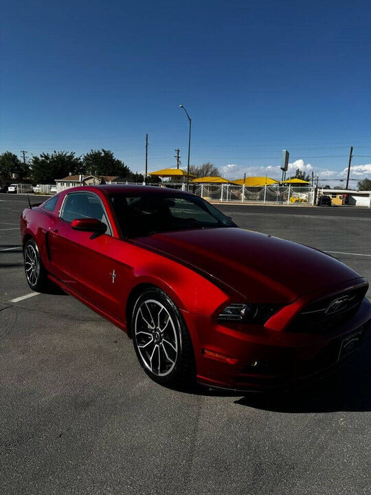 2013 FORD Mustang