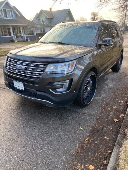 2016 FORD Explorer
