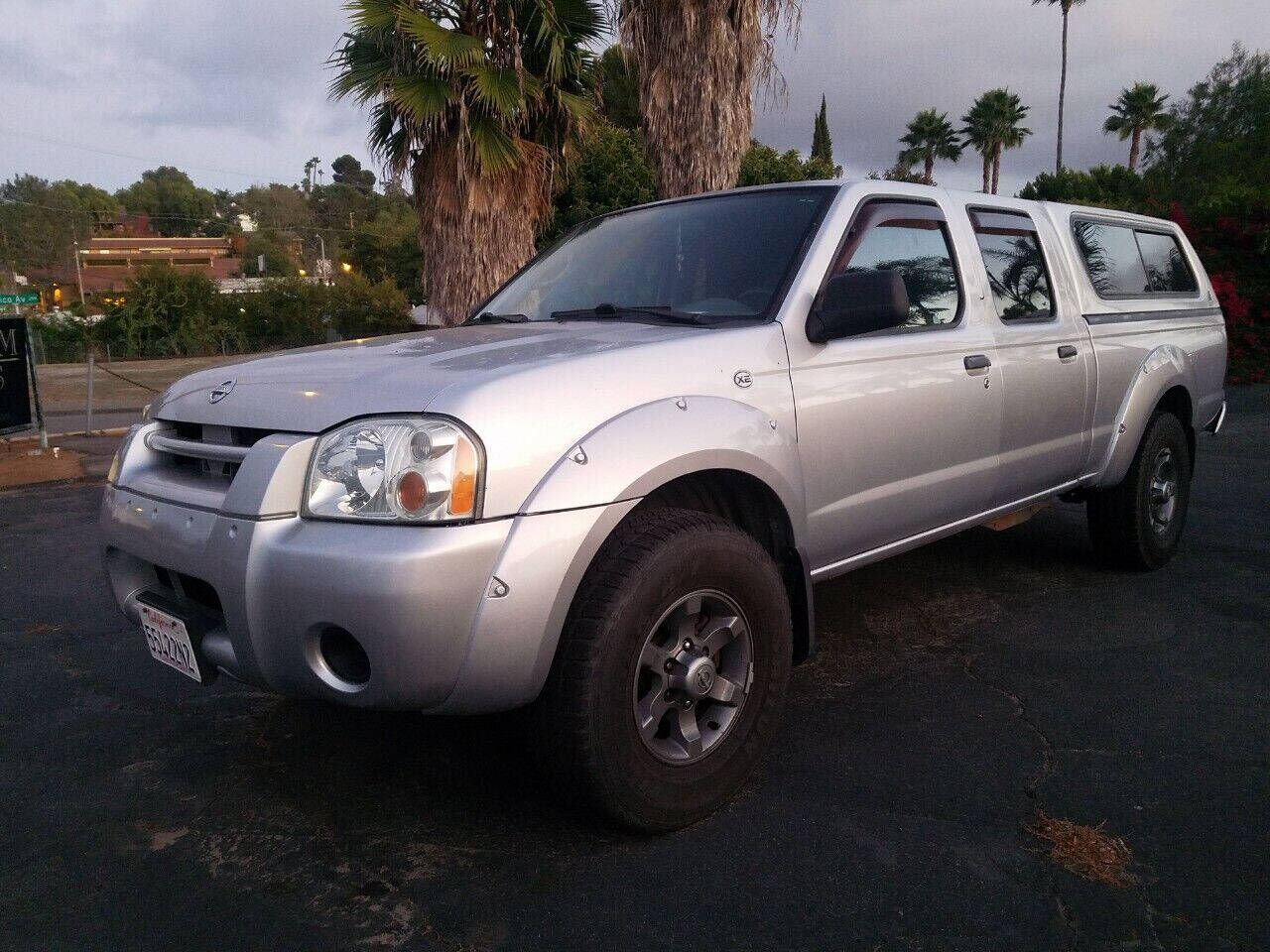 2004 NISSAN Frontier