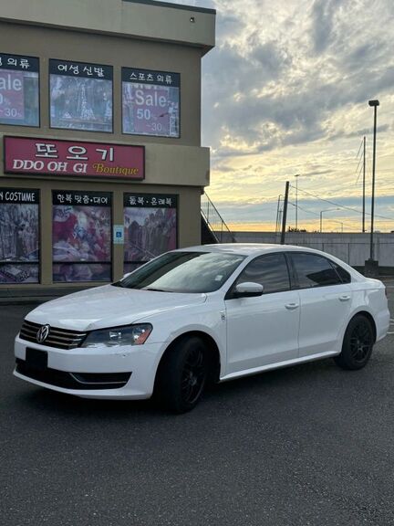 2015 VOLKSWAGEN Passat