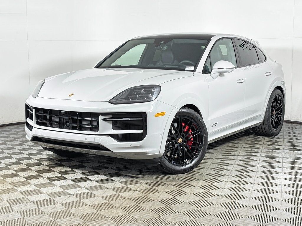 2026 PORSCHE Cayenne