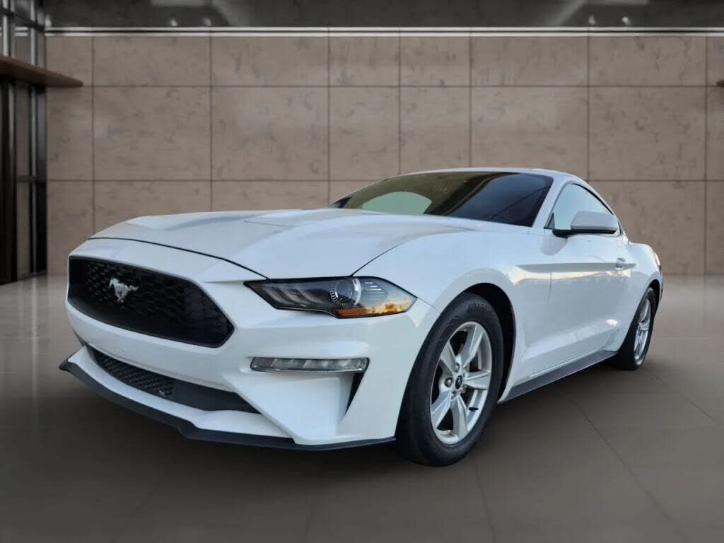 2020 FORD Mustang