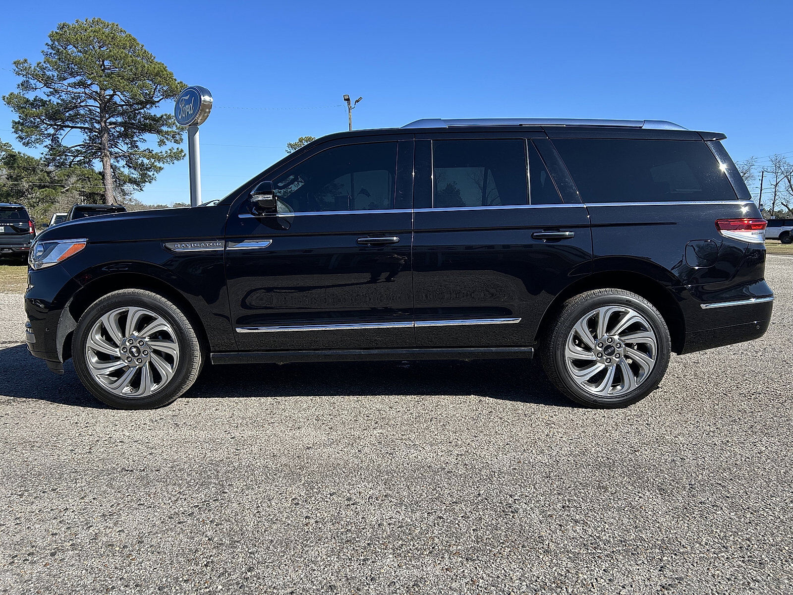 2024 LINCOLN Navigator