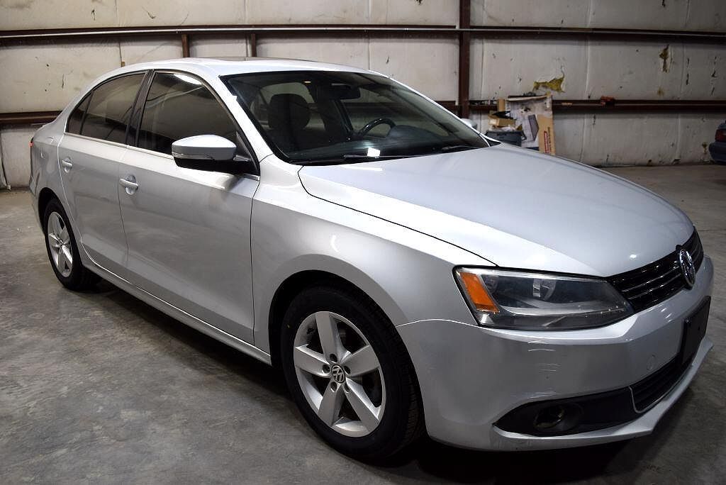 2012 VOLKSWAGEN Jetta
