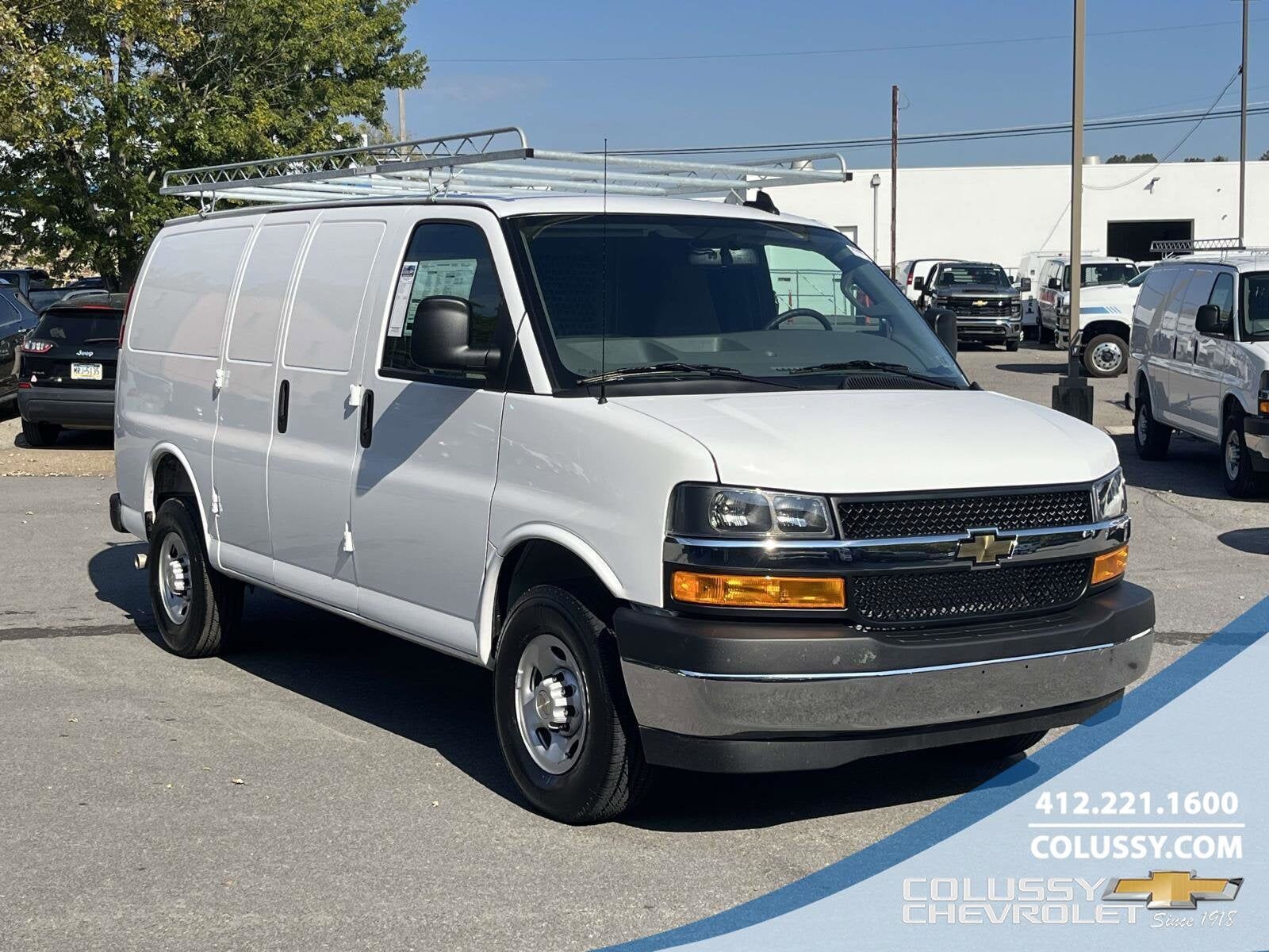 2025 CHEVROLET Express