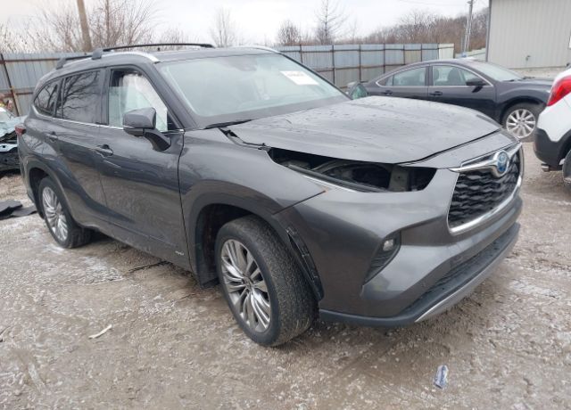 2024 TOYOTA Highlander