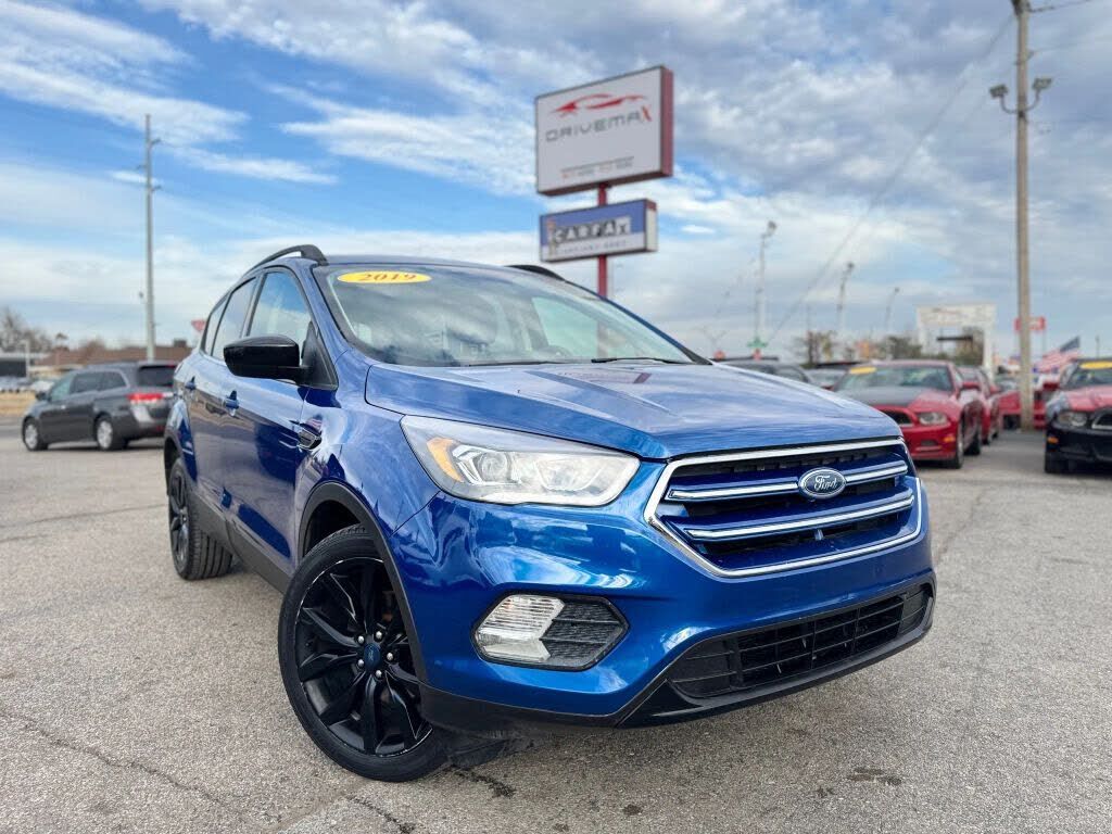 2019 FORD Escape