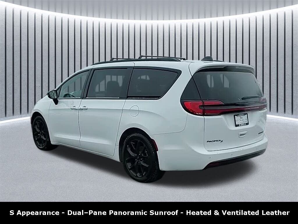 2025 CHRYSLER Pacifica