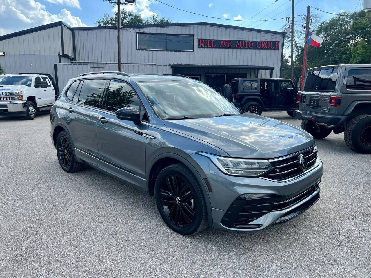 2022 VOLKSWAGEN Tiguan