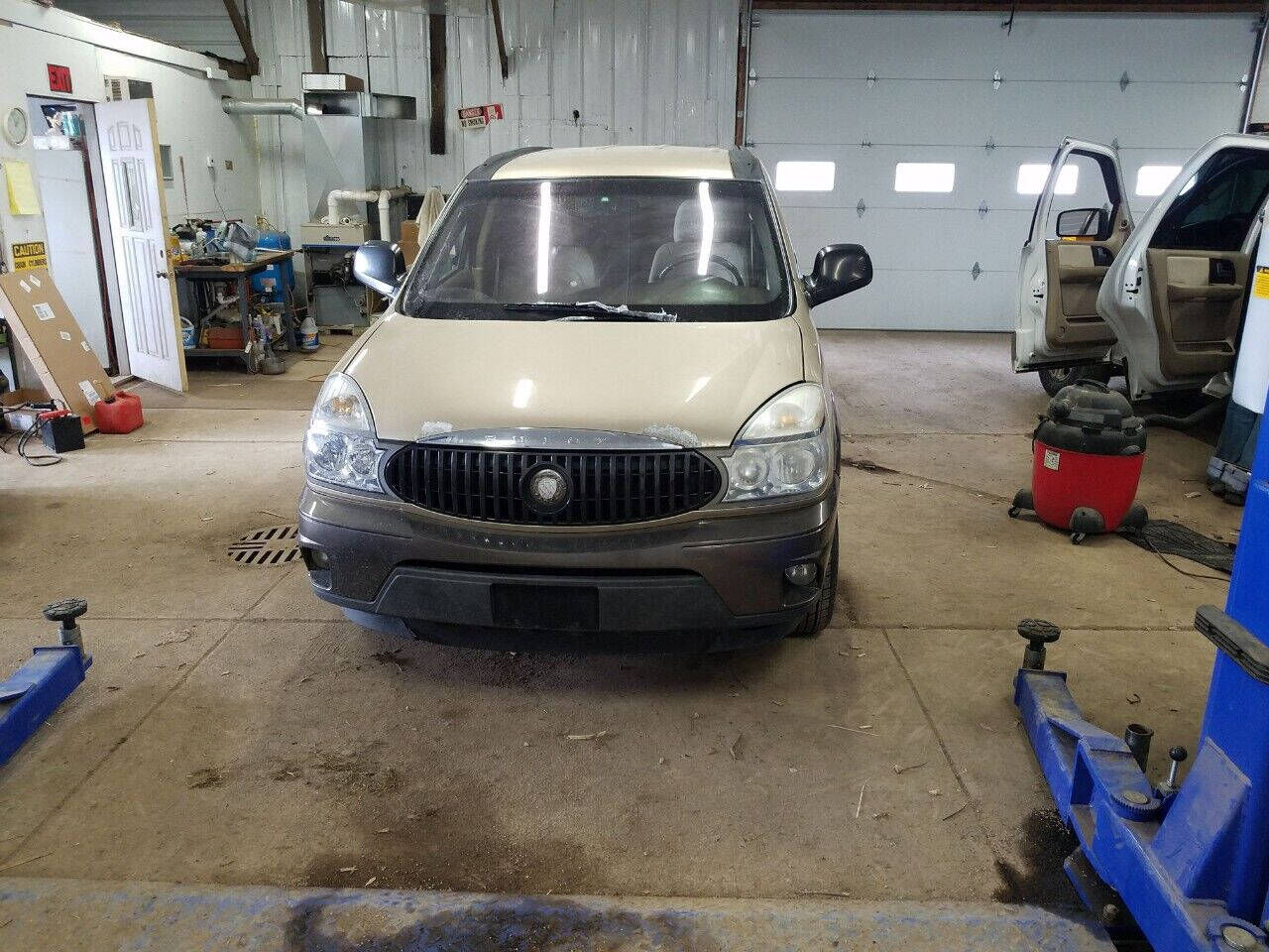 2005 BUICK Rendezvous