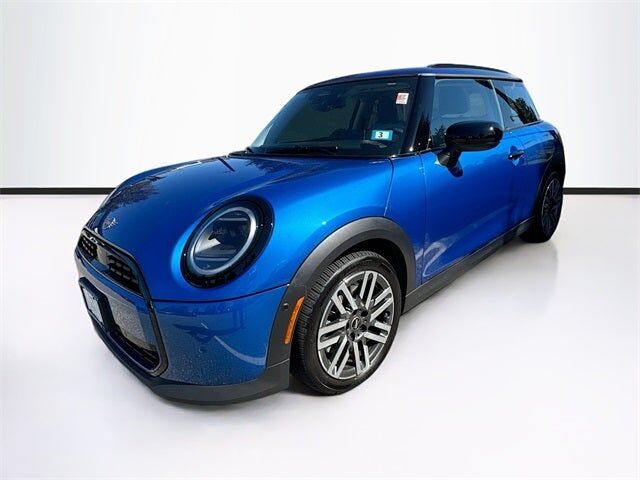2025 MINI Hardtop