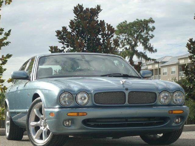 2002 JAGUAR XJR