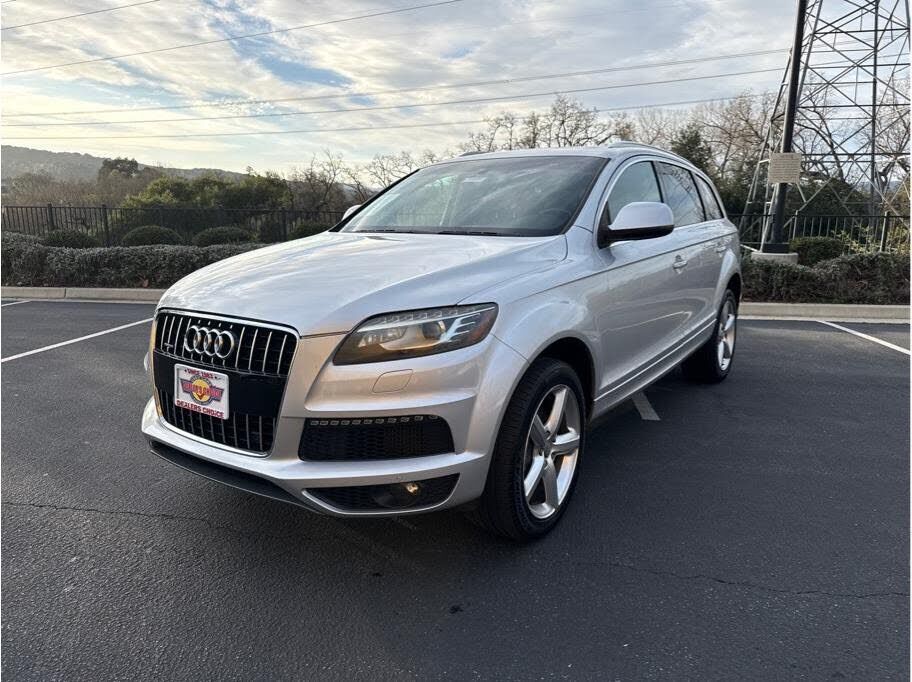 2011 AUDI Q7