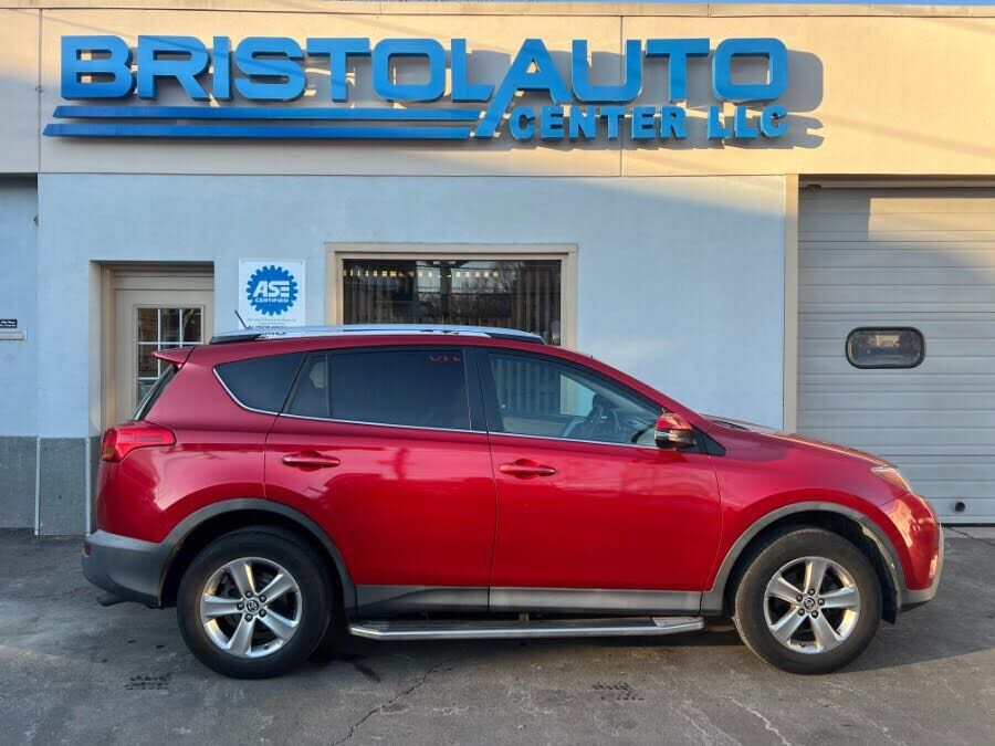 2015 TOYOTA RAV4