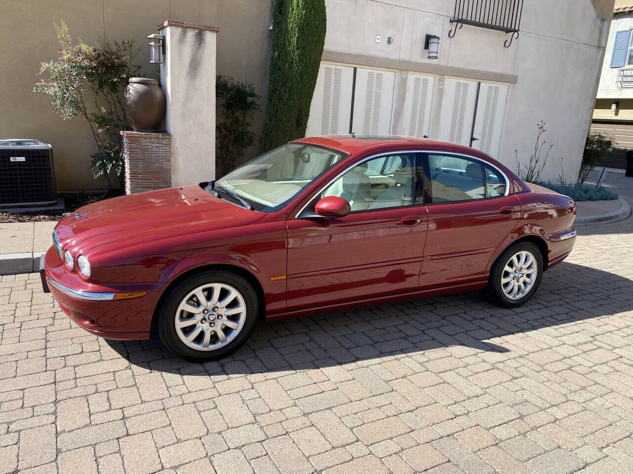 Jaguar X-Type
