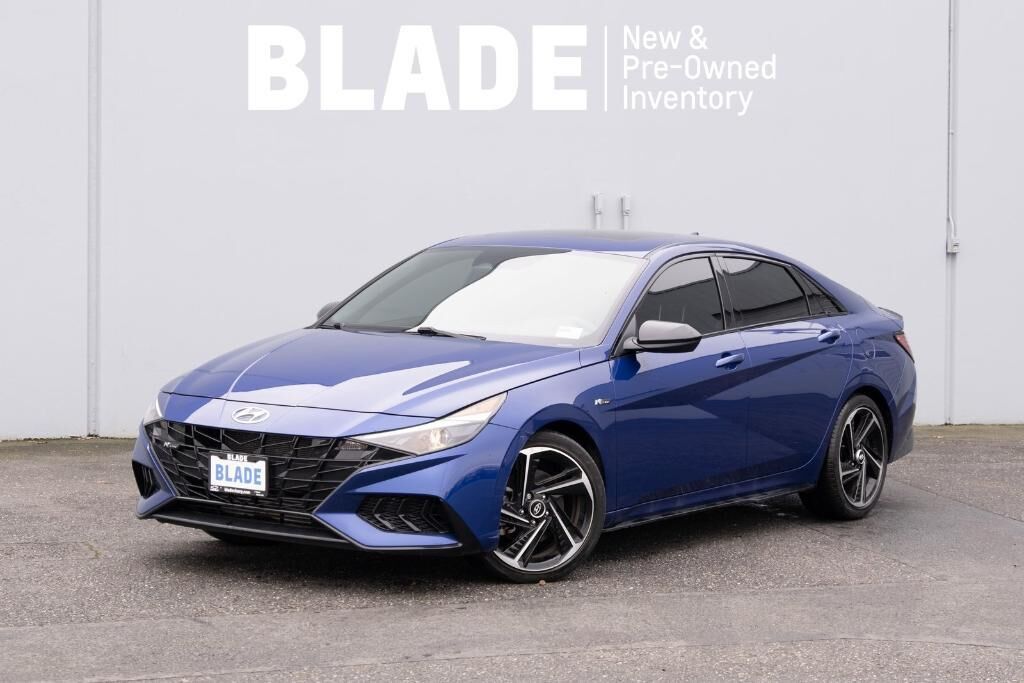 2022 HYUNDAI Elantra