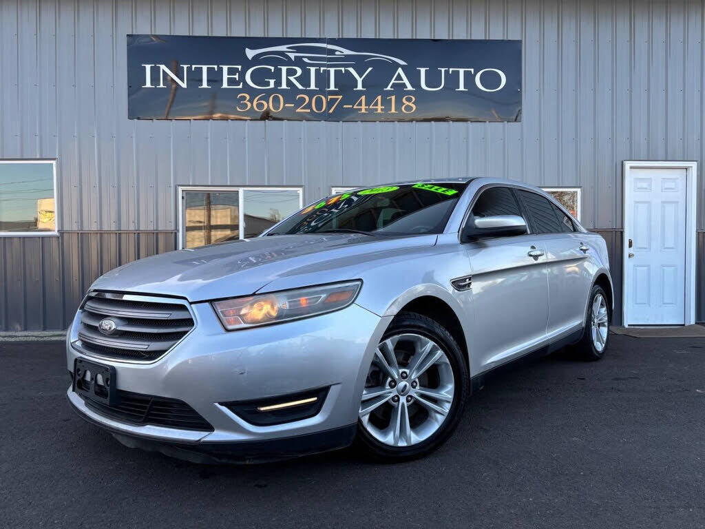 2013 FORD Taurus