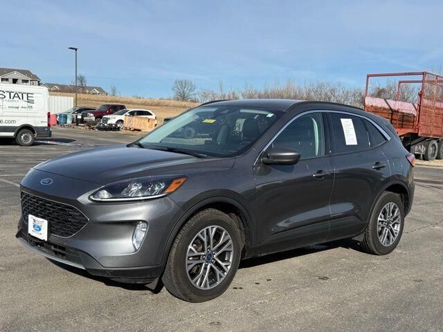 2022 FORD Escape