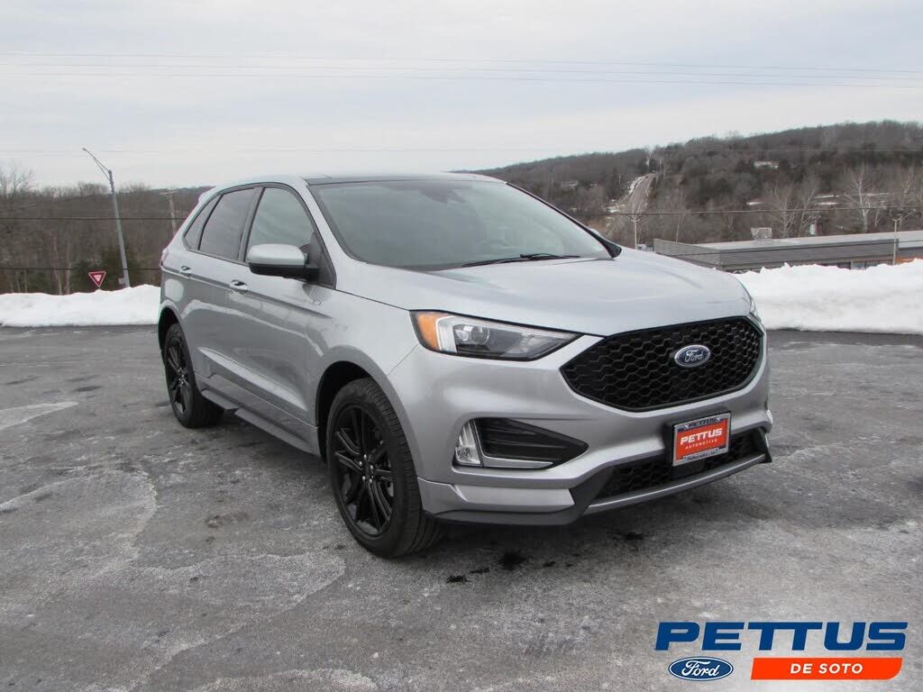 2024 FORD Edge