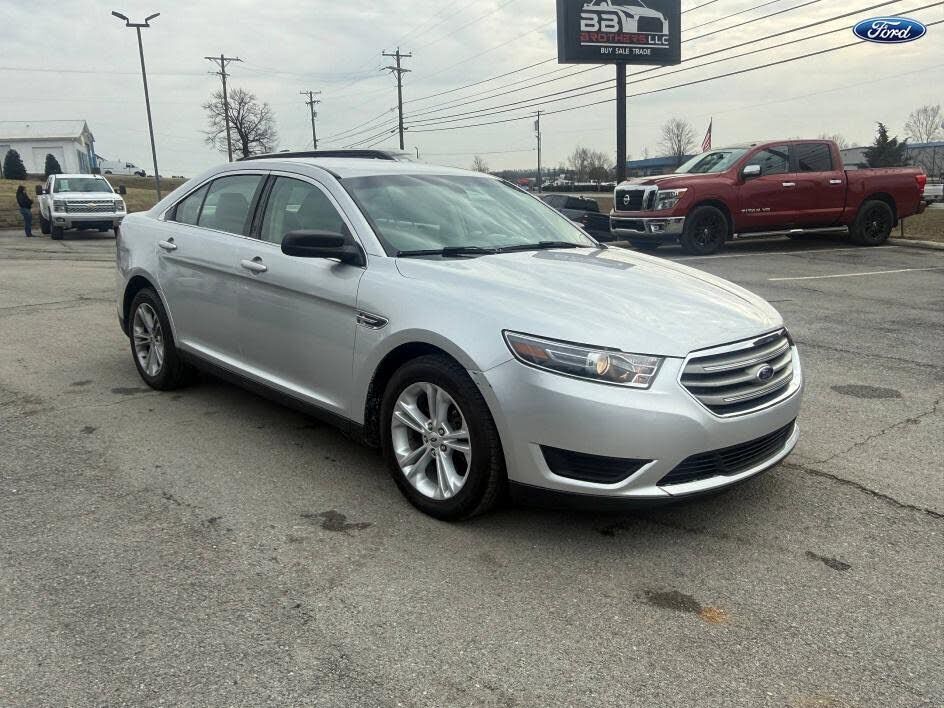 2017 FORD Taurus