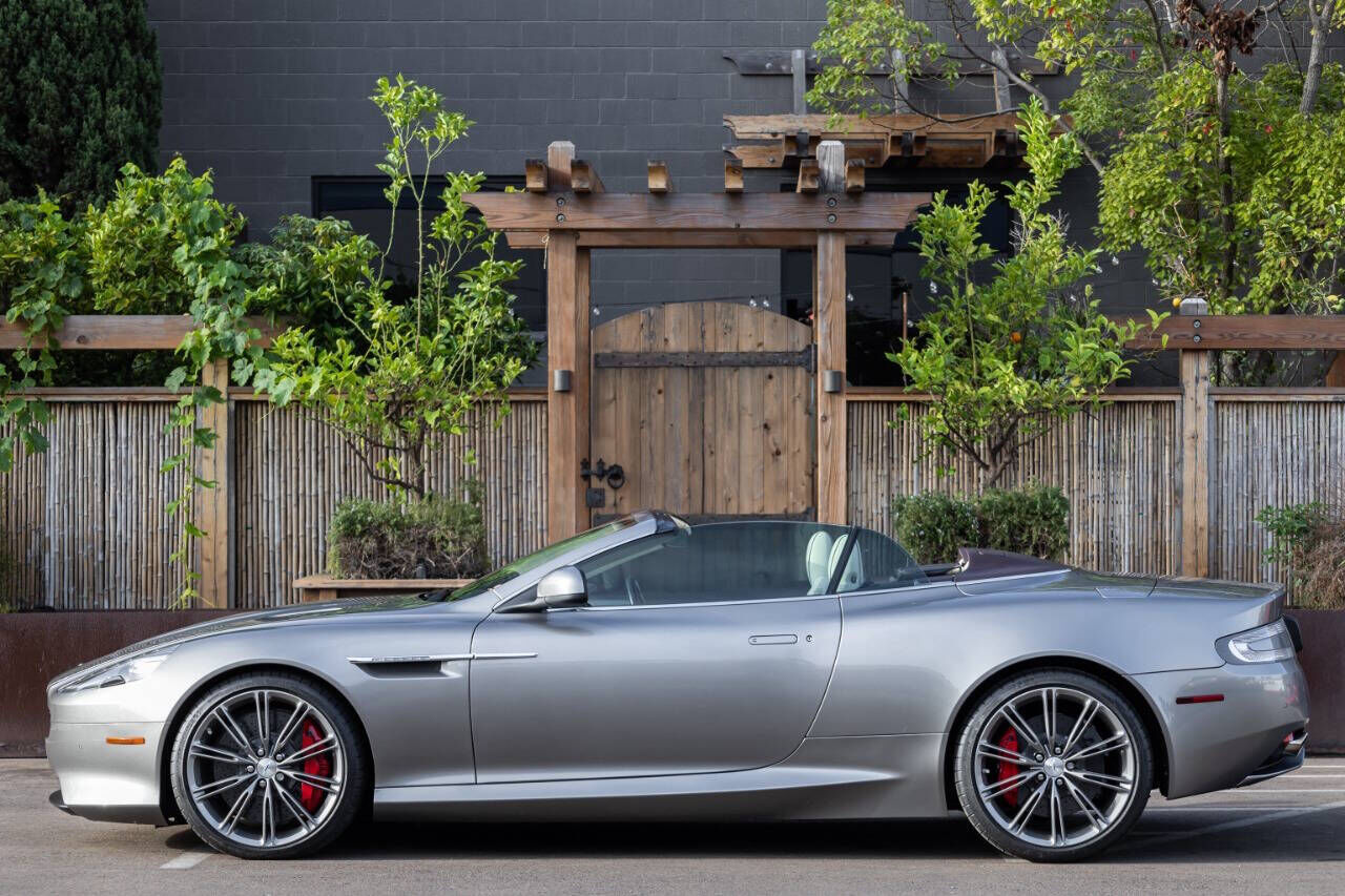 2012 ASTON MARTIN Virage