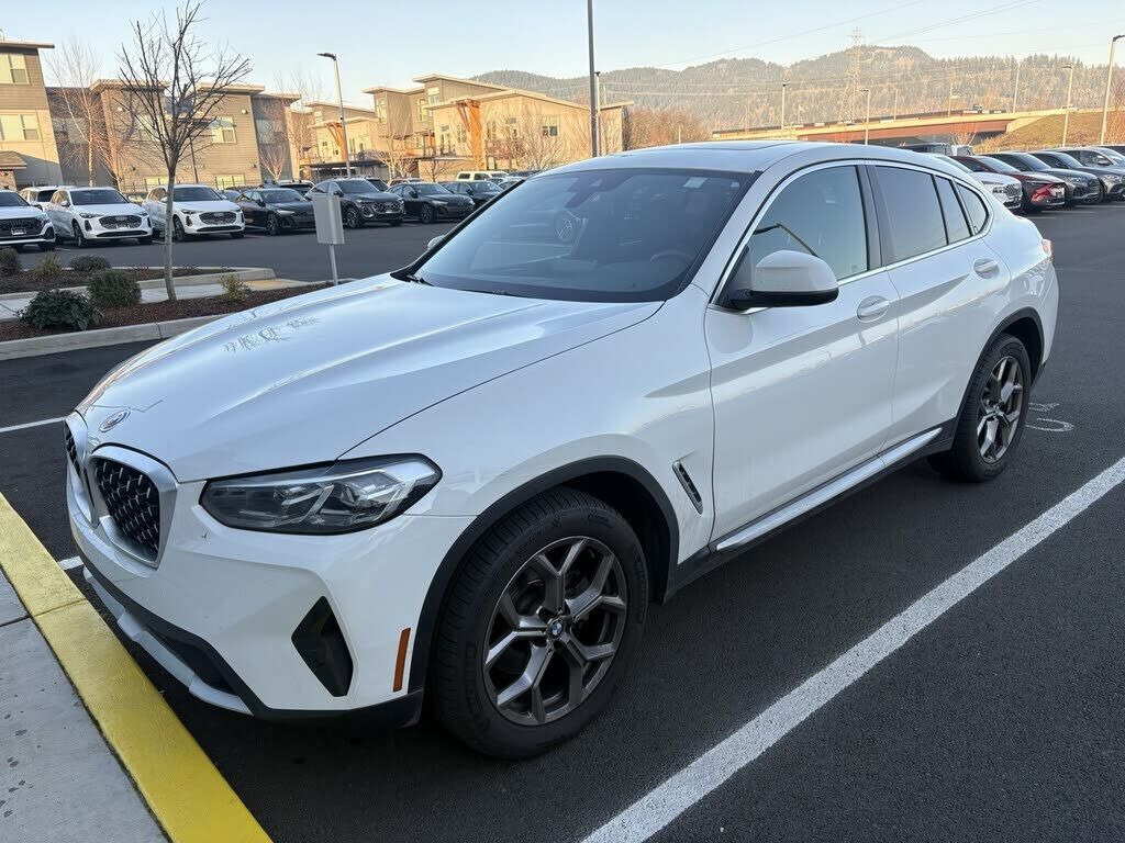 2023 BMW X4