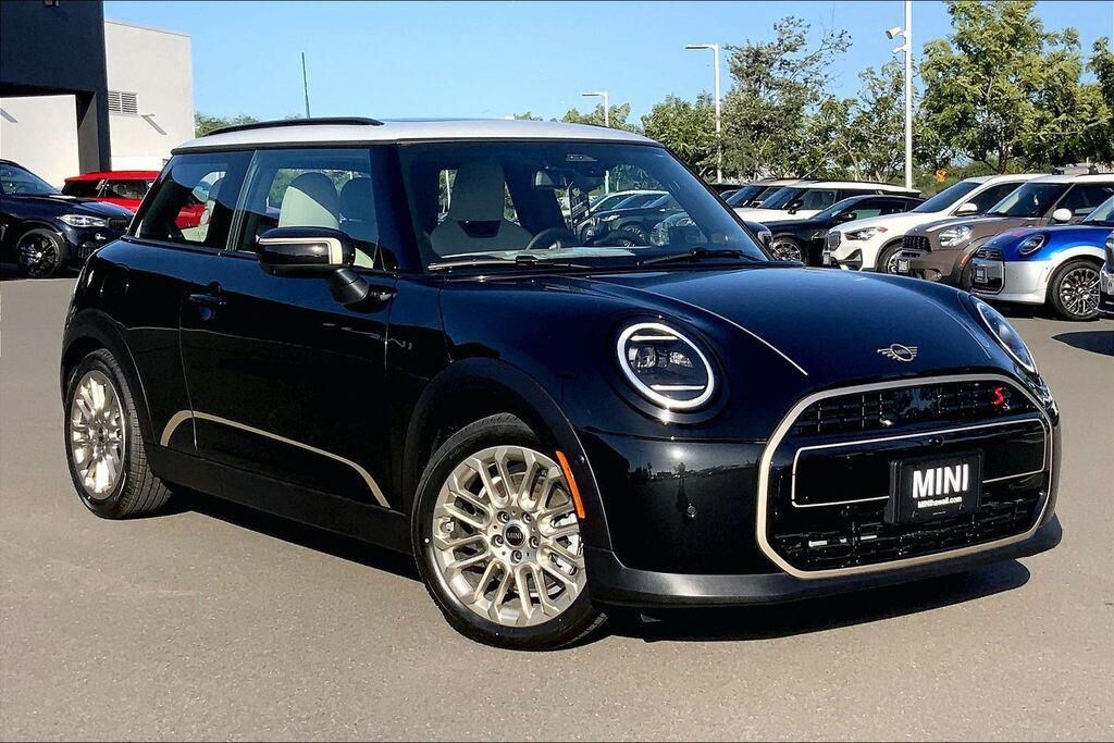2026 MINI Hardtop