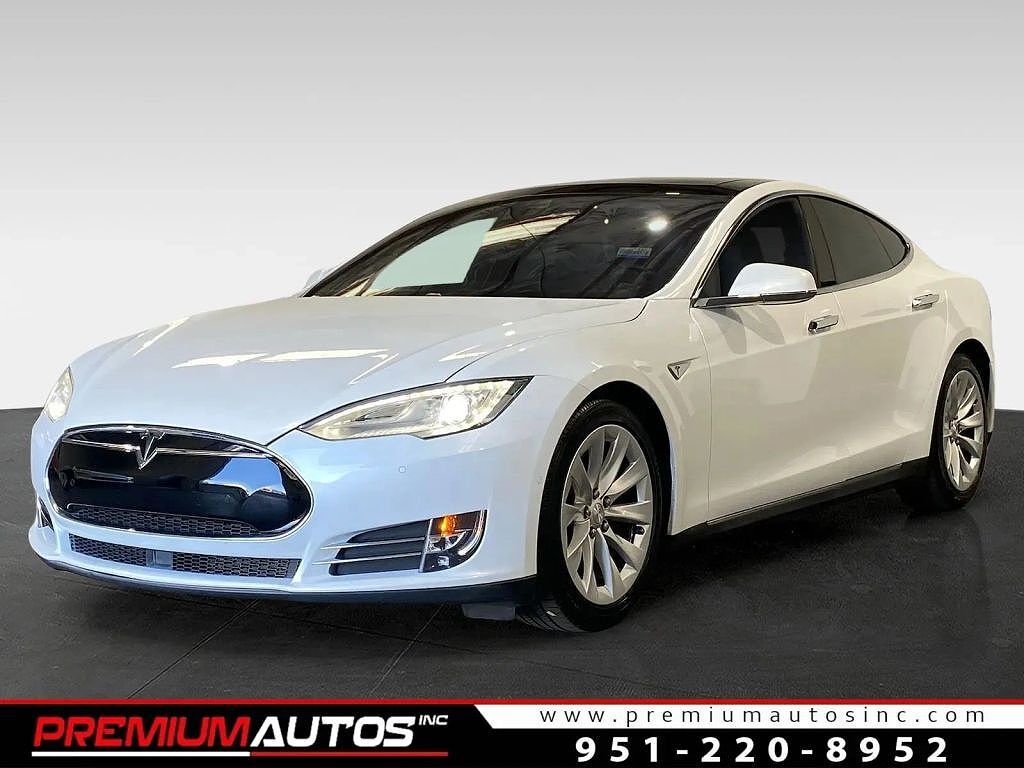 2016 TESLA Model S