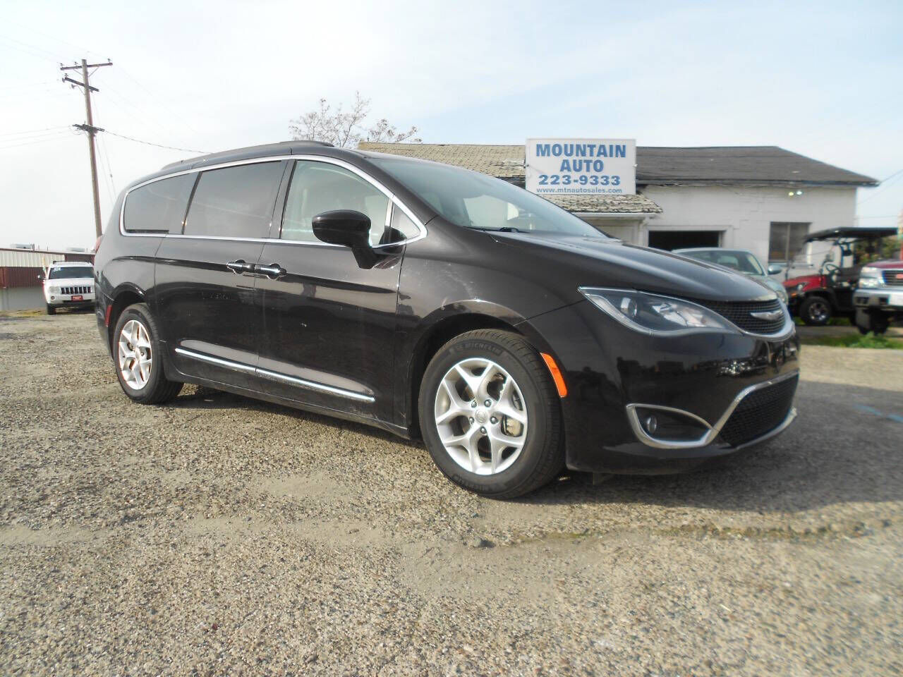 2017 CHRYSLER Pacifica