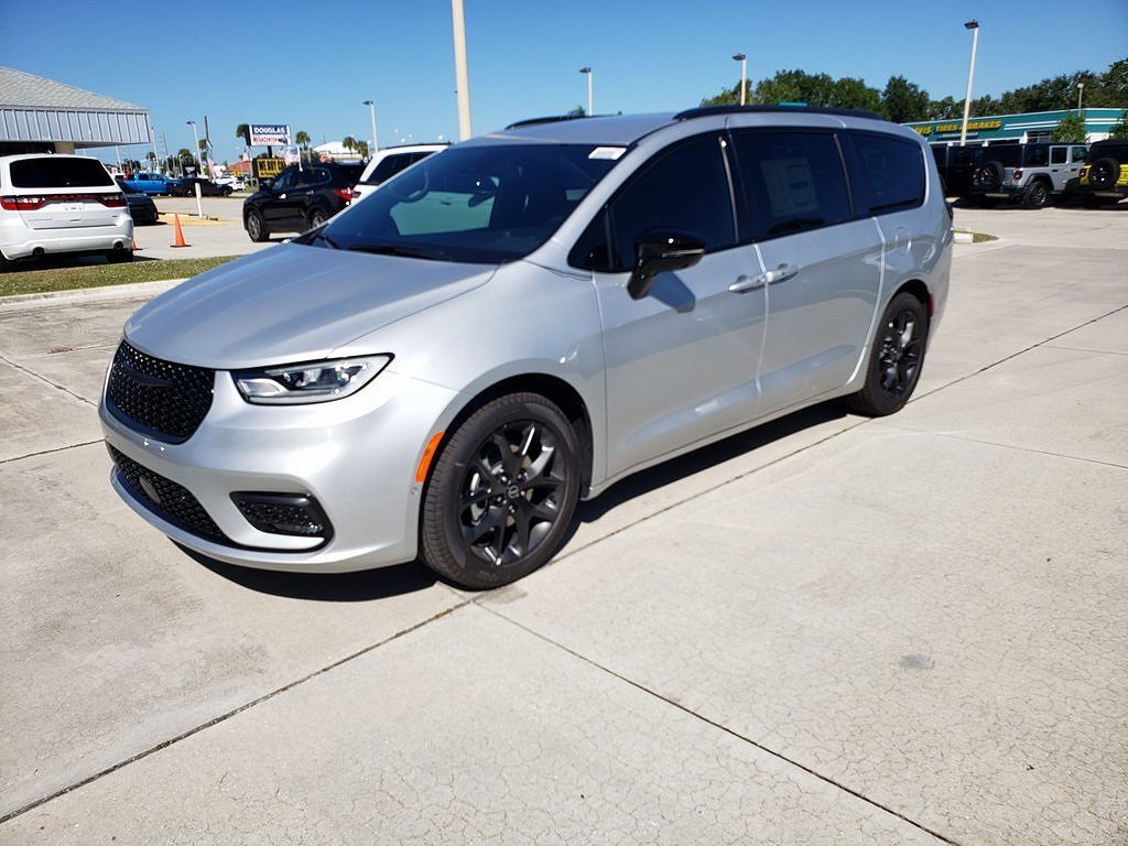 2026 CHRYSLER Pacifica