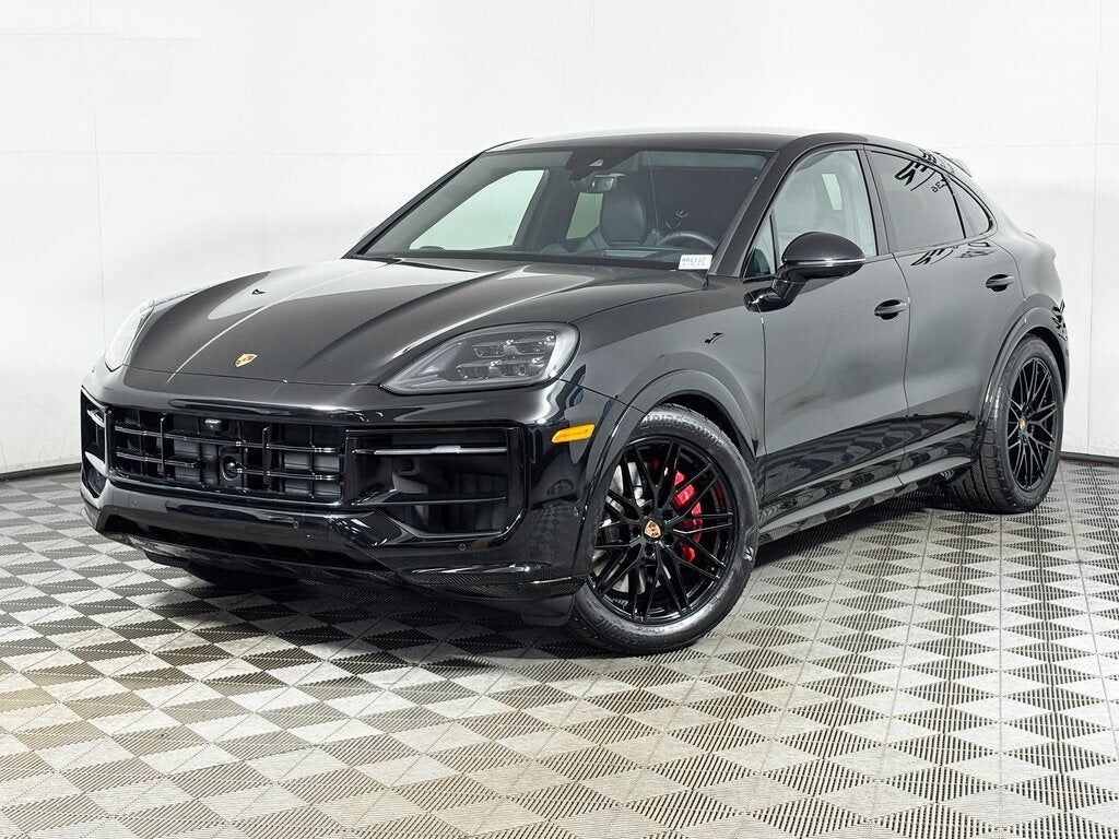 2026 PORSCHE Cayenne