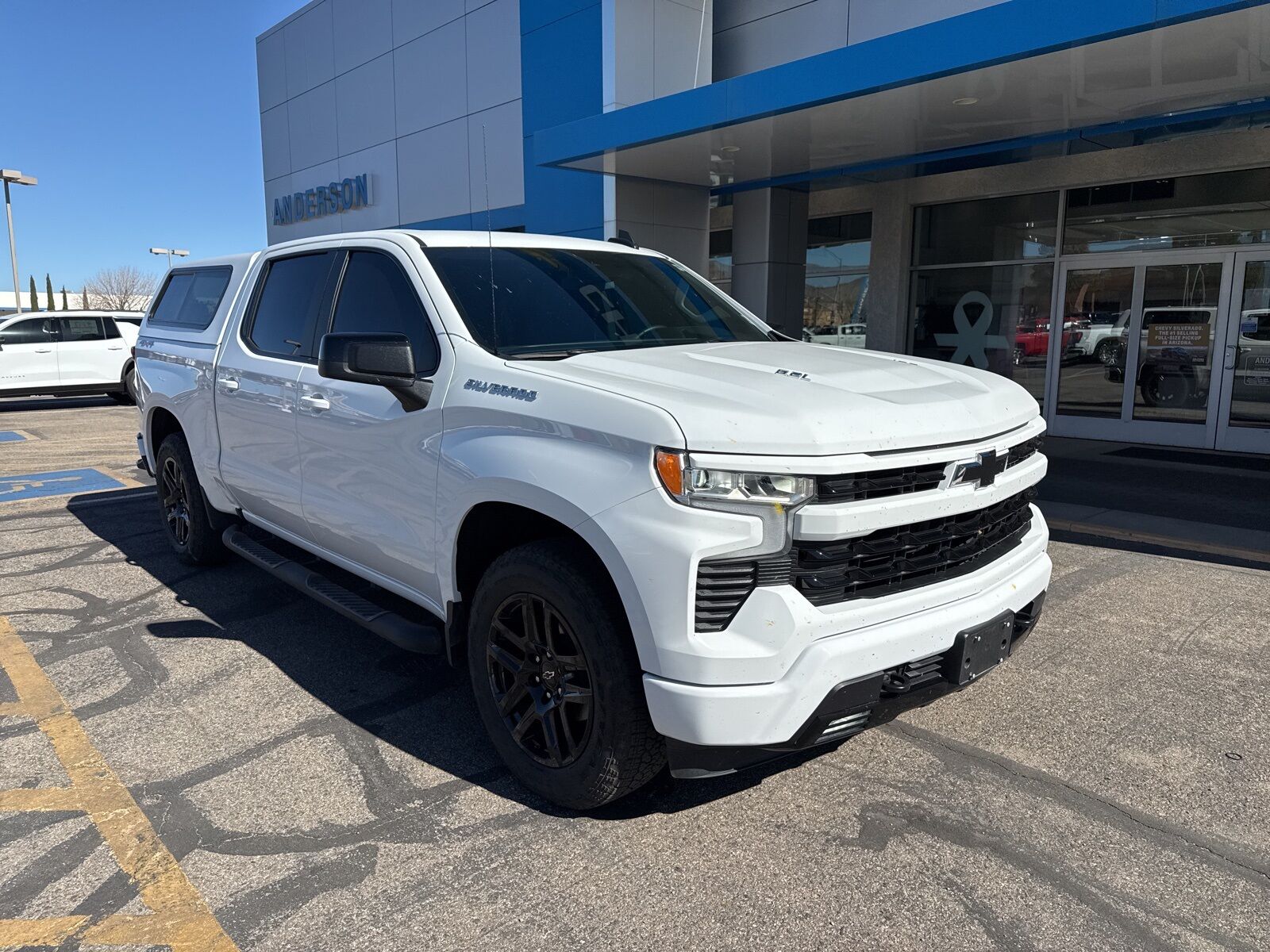 2025 CHEVROLET Silverado