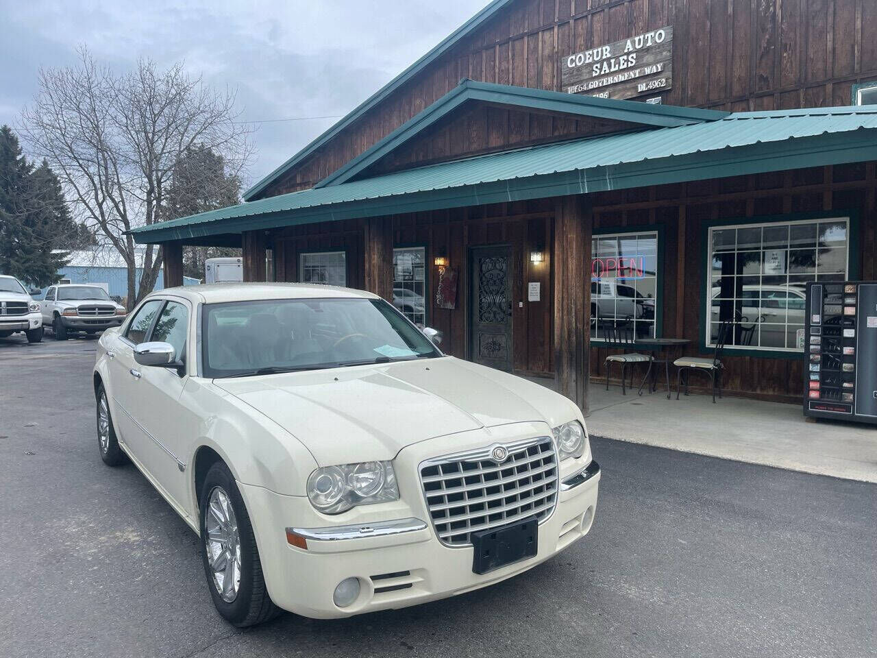 2005 CHRYSLER 300C