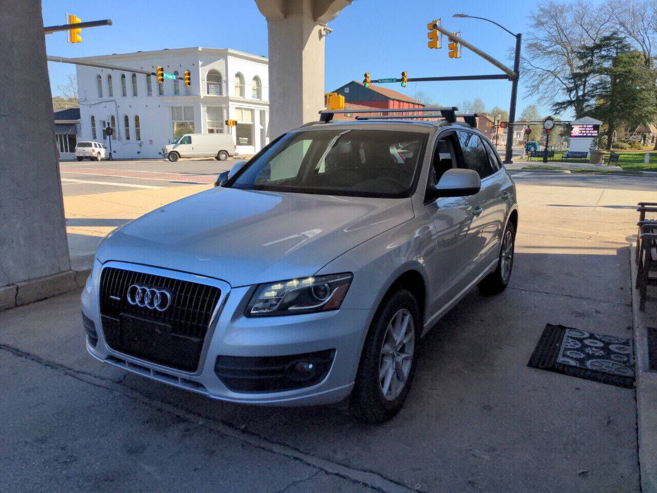 2009 AUDI Q5