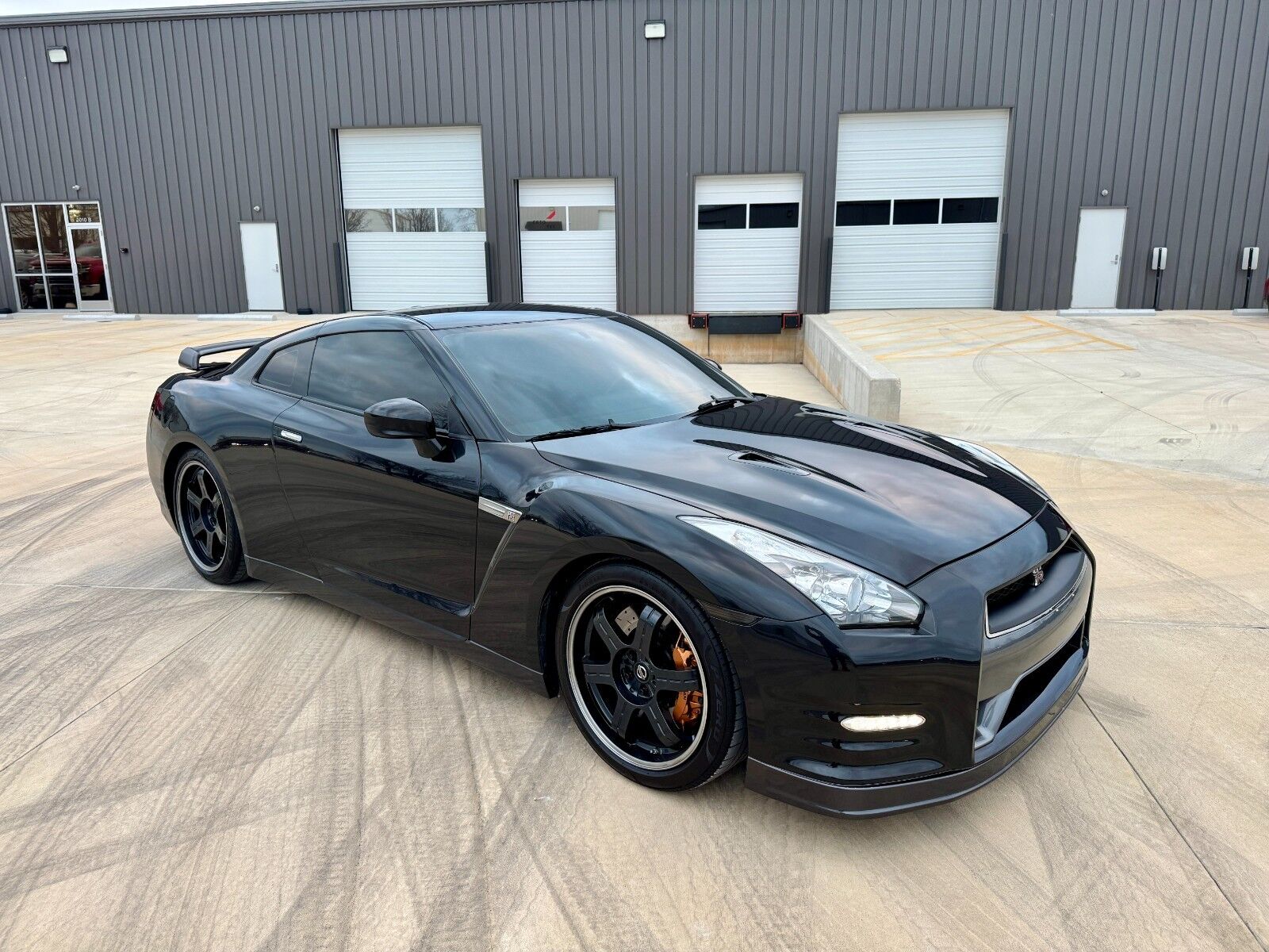 Nissan GT-R
