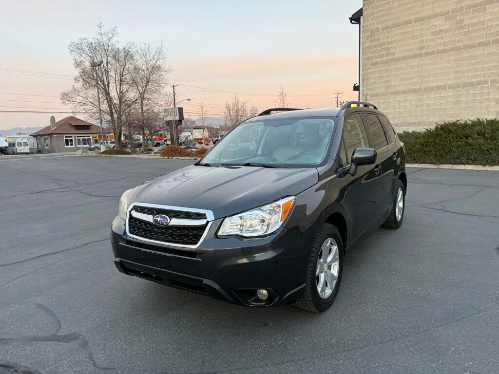 2015 SUBARU Forester