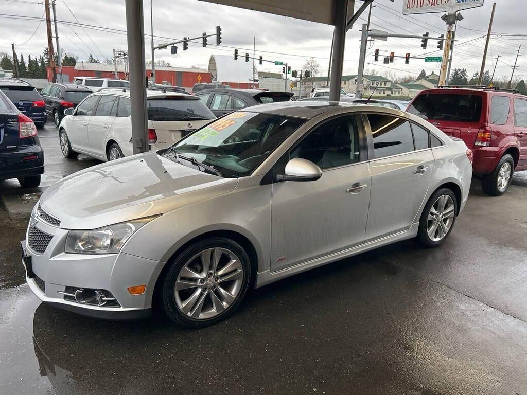 2013 CHEVROLET Cruze