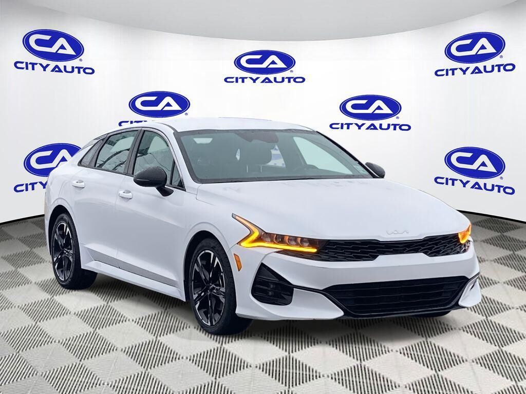 2022 KIA K5