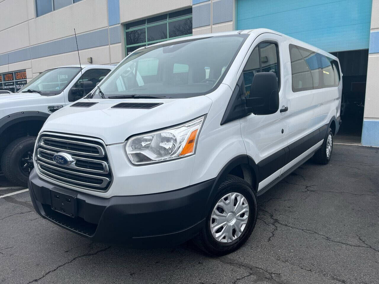 2019 FORD Transit
