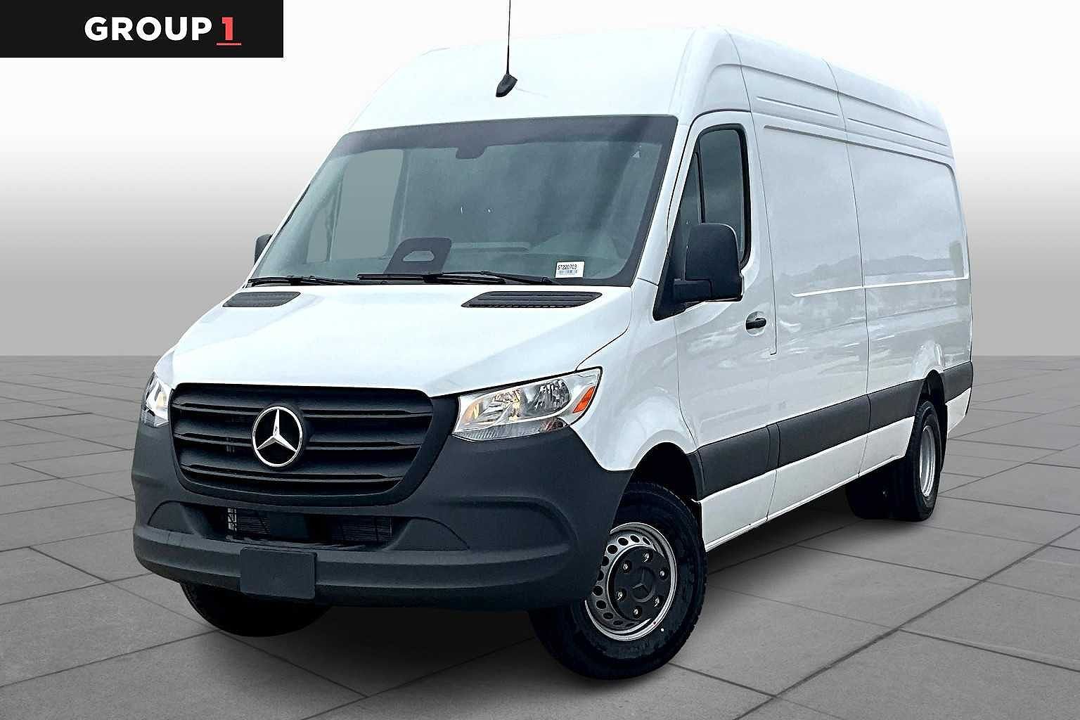2025 MERCEDES-BENZ Sprinter