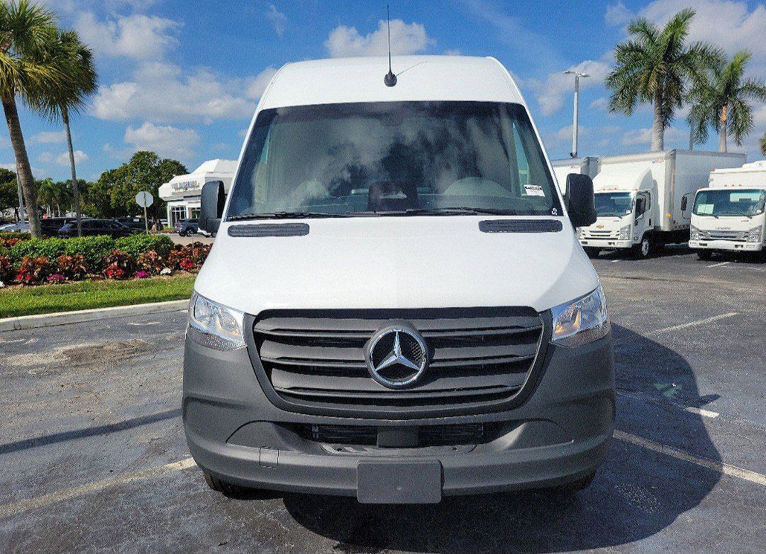 2025 Mercedes-Benz Sprinter
