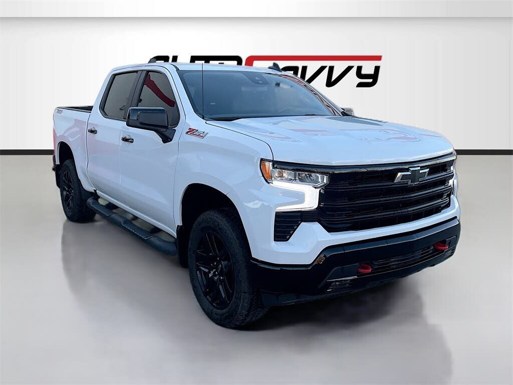 2025 CHEVROLET Silverado