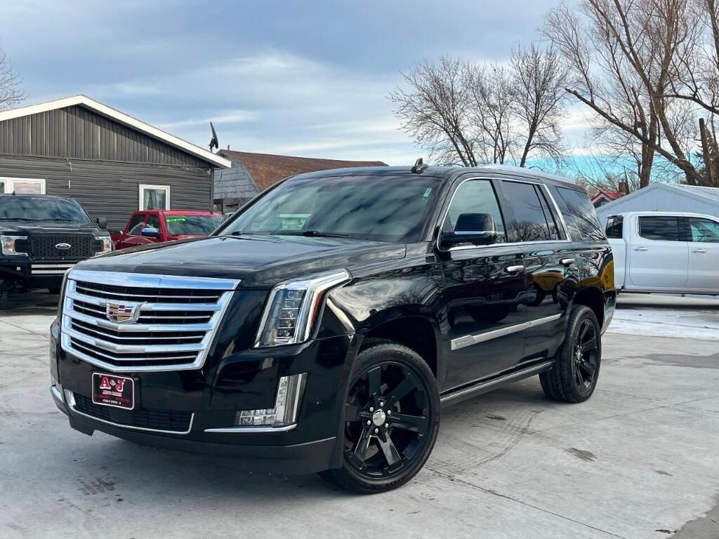 2018 CADILLAC Escalade
