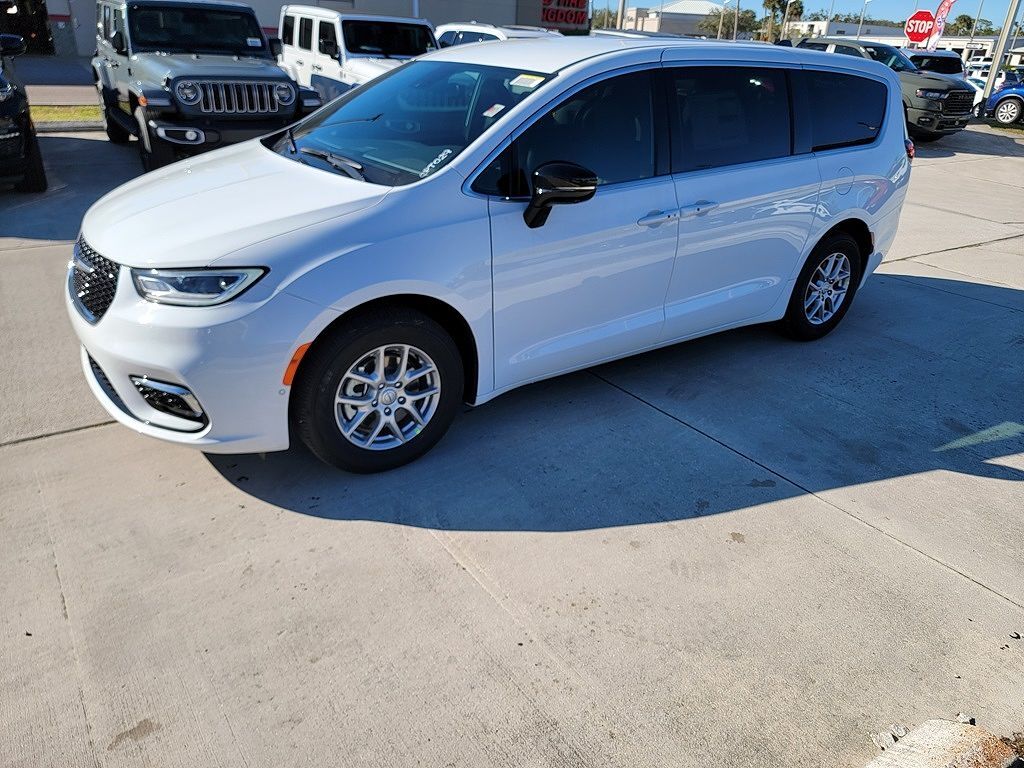 2026 CHRYSLER Pacifica